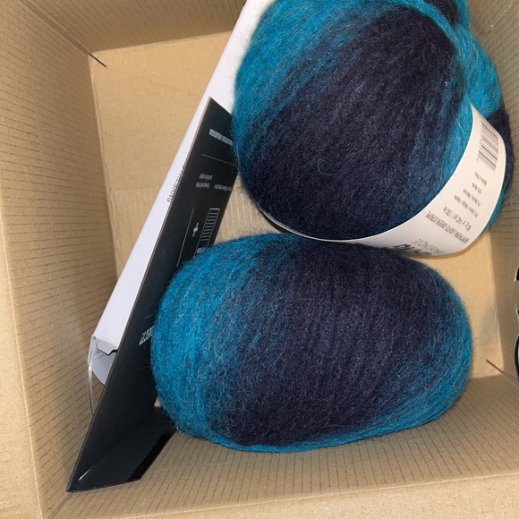 🧶 🐑 💎 •👄 WOOL & THE GANG 👄• 🐑💎🧶 Kit - Picture 7 of 11